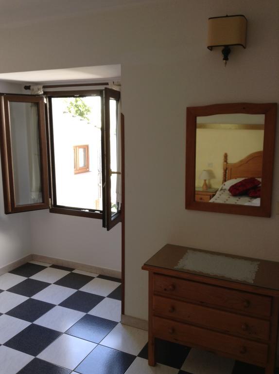 Apartamentos Las Palmeras Cangas de Onis Exterior photo